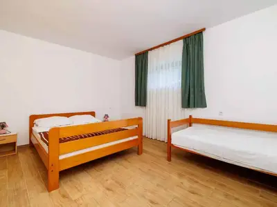 Ferienwohnung für 5 Personen (55 m²) in Dramalj 8/10
