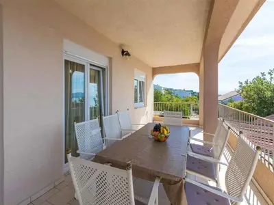 Ferienwohnung für 7 Personen (100 m²) in Dramalj 3/10