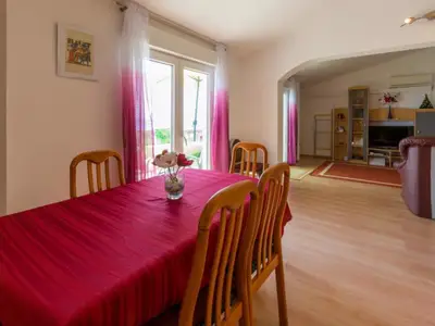 Ferienwohnung für 2 Personen (75 m²) in Dramalj 9/10