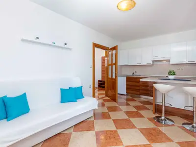 Ferienwohnung für 3 Personen (40 m²) in Dramalj 8/10