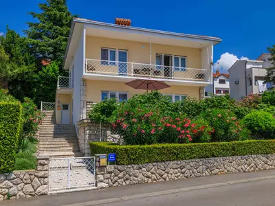 Ferienwohnung für 6 Personen (80 m²) in Dramalj 1/10