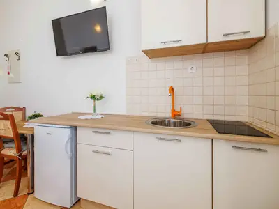 Ferienwohnung für 2 Personen (18 m²) in Dramalj 3/10