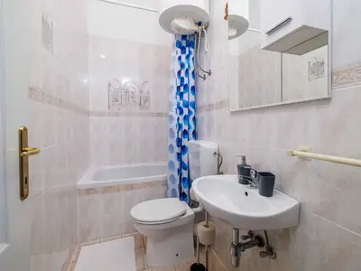 Ferienwohnung für 2 Personen (18 m²) in Dramalj 5/10