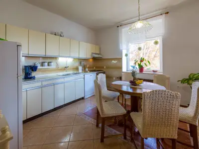 Ferienwohnung für 4 Personen (110 m²) in Dramalj 8/10