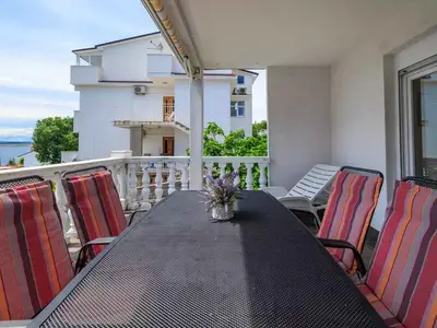 Ferienwohnung für 2 Personen (37 m²) in Dramalj 3/10