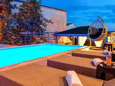 Ferienwohnung für 2 Personen (34 m²) in Dramalj 1/10