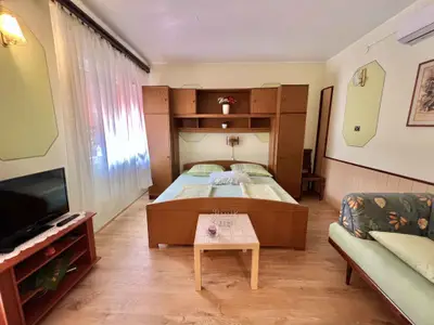 Ferienwohnung für 3 Personen (25 m²) in Dramalj 3/10