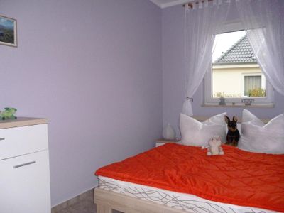 Schlafzimmer2