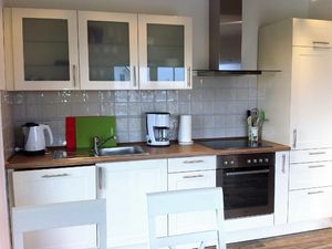 23325247-Ferienwohnung-4-Dranske-300x225-3