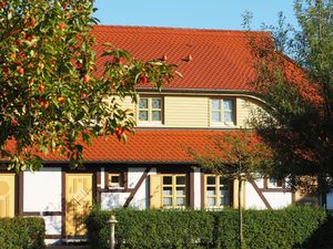 23590491-Ferienwohnung-2-Dranske-300x225-4