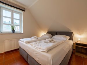 24026587-Ferienwohnung-6-Dranske-300x225-3