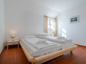 24026588-Ferienwohnung-6-Dranske-300x225-3