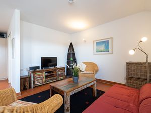 24026617-Ferienwohnung-4-Dranske-300x225-1