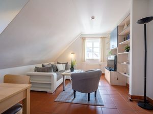 24026627-Ferienwohnung-4-Dranske-300x225-1