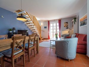 24026659-Ferienwohnung-6-Dranske-300x225-0