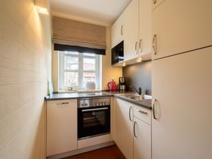 24026671-Ferienwohnung-4-Dranske-300x225-2