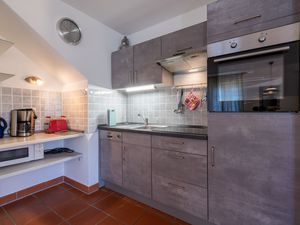 24026678-Ferienwohnung-4-Dranske-300x225-2