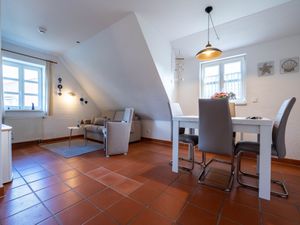 24026686-Ferienwohnung-4-Dranske-300x225-1