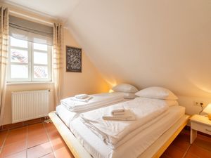 24026706-Ferienwohnung-4-Dranske-300x225-3