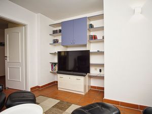 23957338-Ferienwohnung-3-Dranske-300x225-5