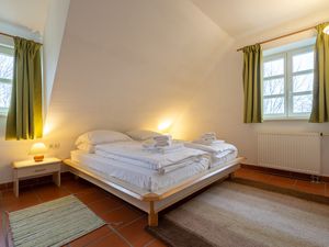 24026591-Ferienwohnung-7-Dranske-300x225-3