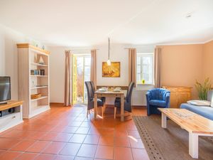 24048939-Ferienwohnung-4-Dranske-300x225-1