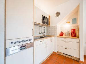 24048939-Ferienwohnung-4-Dranske-300x225-4