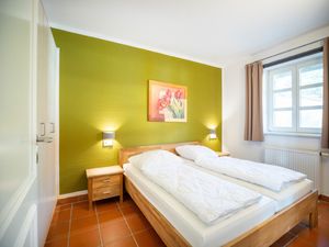 24048939-Ferienwohnung-4-Dranske-300x225-5