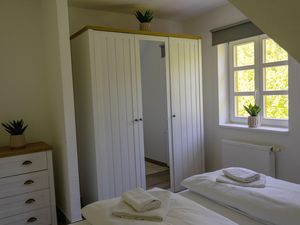 24026583-Ferienwohnung-4-Dranske-300x225-5