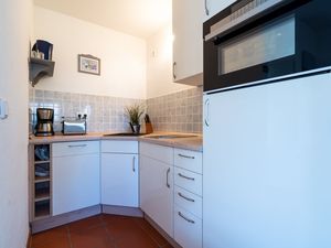 24026607-Ferienwohnung-4-Dranske-300x225-2