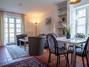 24026613-Ferienwohnung-4-Dranske-300x225-1