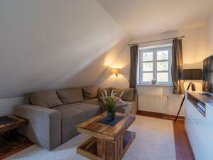 24026626-Ferienwohnung-3-Dranske-300x225-1