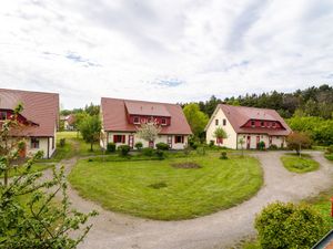 24026630-Ferienwohnung-4-Dranske-300x225-5