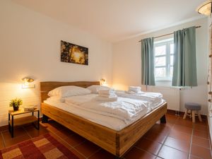 24026641-Ferienwohnung-4-Dranske-300x225-3