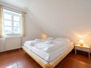 24026650-Ferienwohnung-4-Dranske-300x225-3