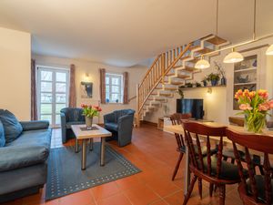 24026656-Ferienwohnung-6-Dranske-300x225-0