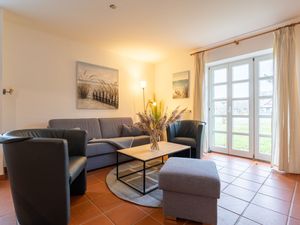 24026666-Ferienwohnung-6-Dranske-300x225-1