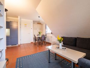 24026677-Ferienwohnung-4-Dranske-300x225-1