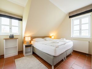 24026684-Ferienwohnung-4-Dranske-300x225-4