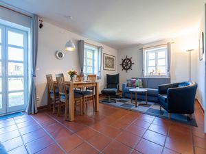 24026672-Ferienwohnung-4-Dranske-300x225-0