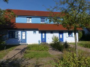 24050556-Ferienwohnung-4-Dranske-300x225-0