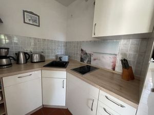 24026607-Ferienwohnung-4-Dranske-300x225-4