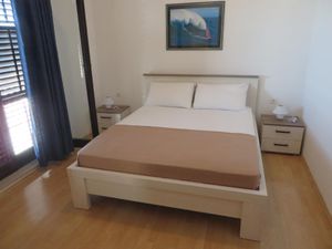 22453619-Ferienwohnung-2-Drasnice-300x225-1