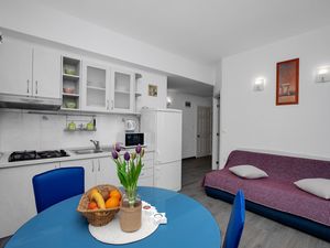 18550586-Ferienwohnung-3-Drasnice-300x225-5