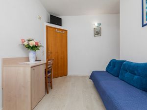 19126881-Ferienwohnung-4-Drasnice-300x225-1