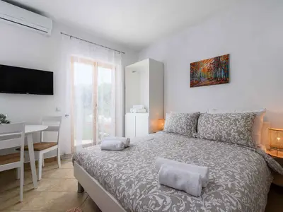 Ferienwohnung für 2 Personen (28 m²) in Drenje 1/10