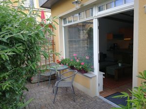 23323097-Ferienwohnung-3-Dresden-300x225-1