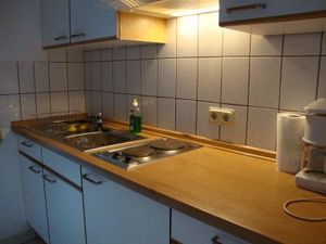 19571501-Ferienwohnung-4-Dresden-300x225-1