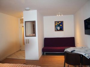 22808499-Ferienwohnung-3-Dresden-300x225-4