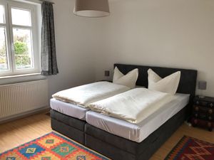 23325120-Ferienwohnung-4-Dresden-300x225-5